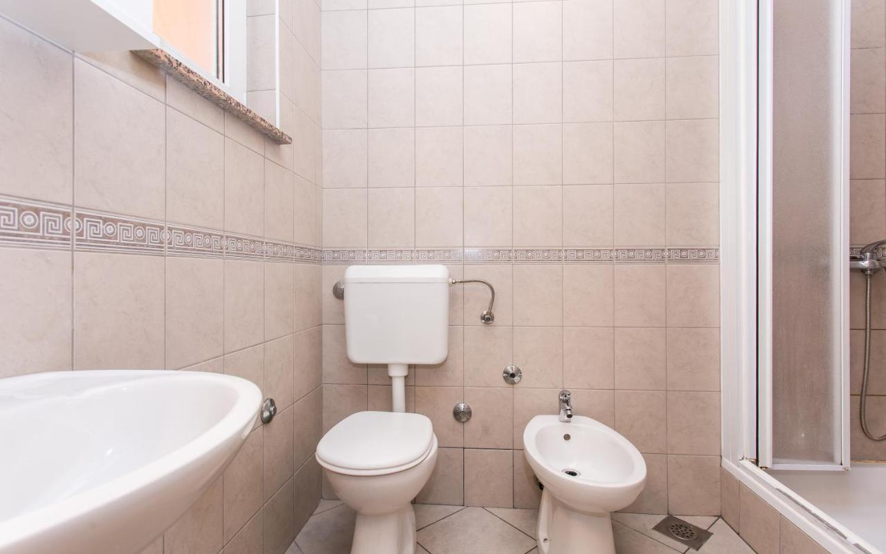 Apartman Justinic Šilo Exterior foto